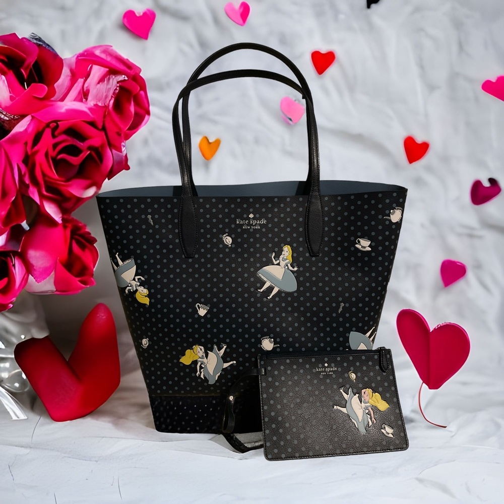 Kate Spade Alice in Wonderland Tote & detachable Wristlet Excellent Condition!